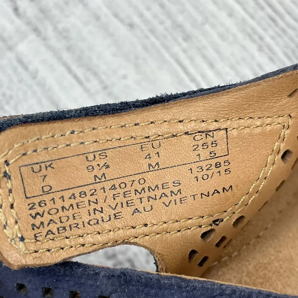 Clarks Artisan Women Blue Wedge Sandals Perforated Leather Size 9.5 M